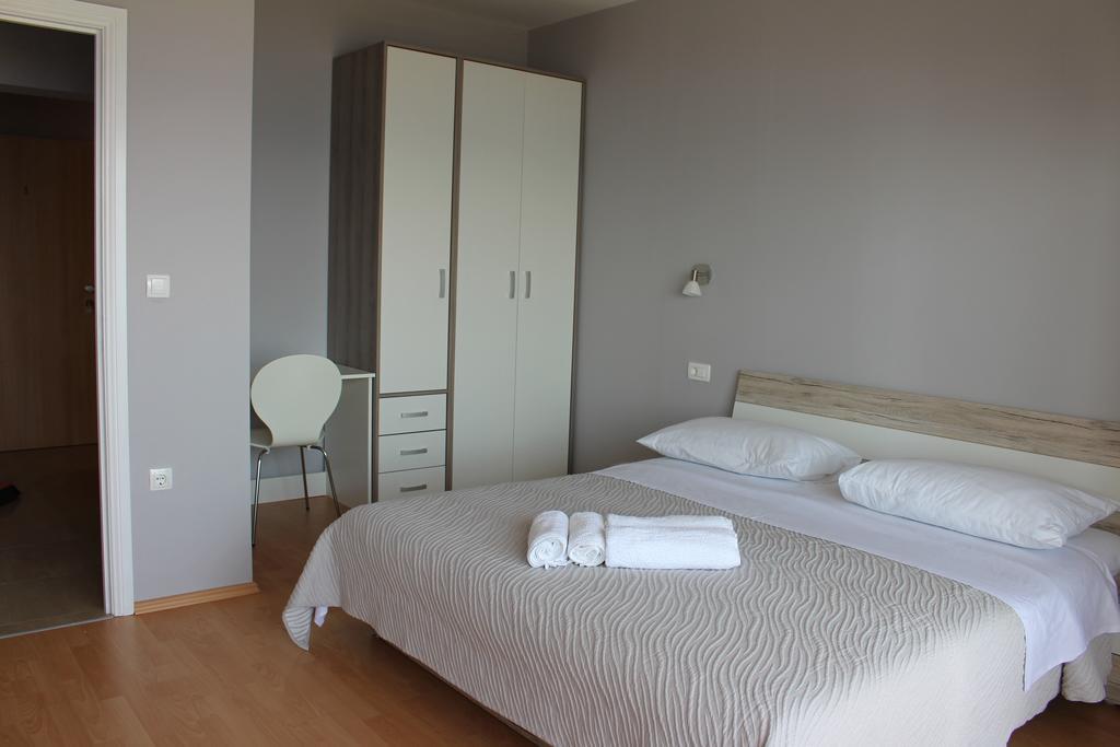 Beachside Apartments Znjan Split Quarto foto